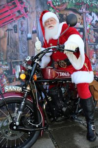 Seattle Santa Claus motorcycle-500